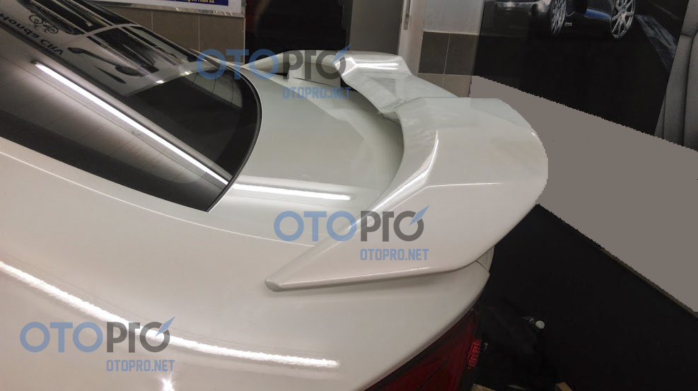 Đuôi gió thể thao có đèn LED cho Honda City 2014 mẫu Modulo