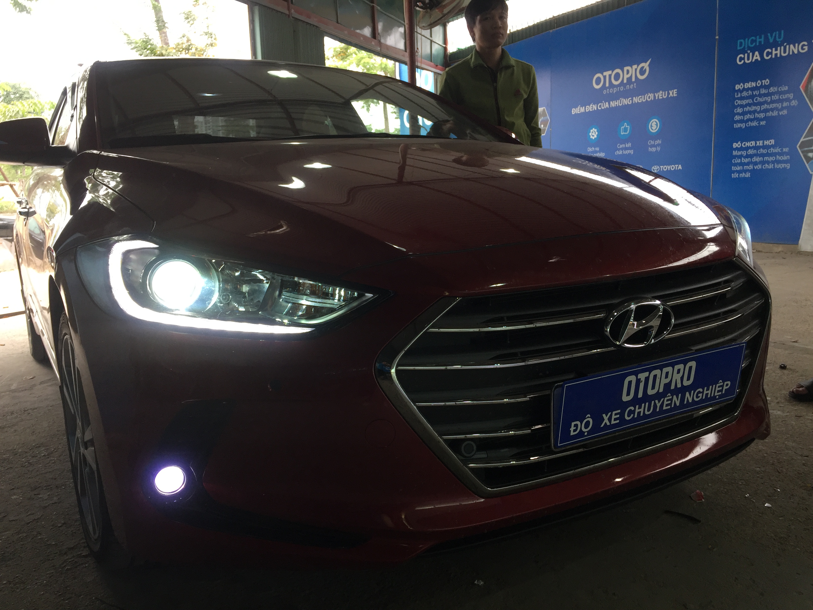 Hyundai Elantra độ bi hella5 , mắt quỷ đỏ, led gầm