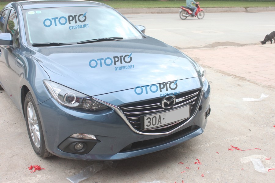 Ốp mặt ca lăng mạ crôm cho xe Mazda 3 2015 All New
