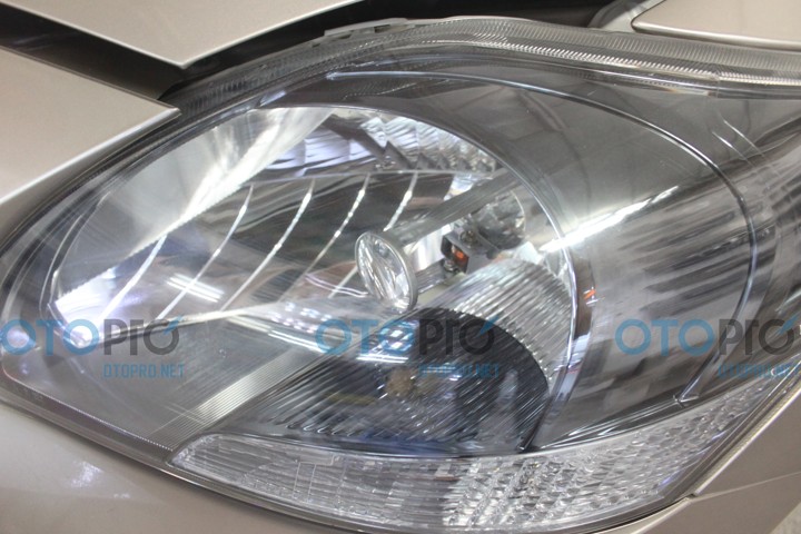 Độ Bi mini Projector H4 cho Toyota Vios 2013