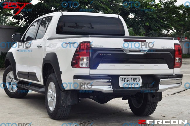 Bodylip cho Toyota Hilux Revo 2015-2016 mẫu Zercon Thái Lan